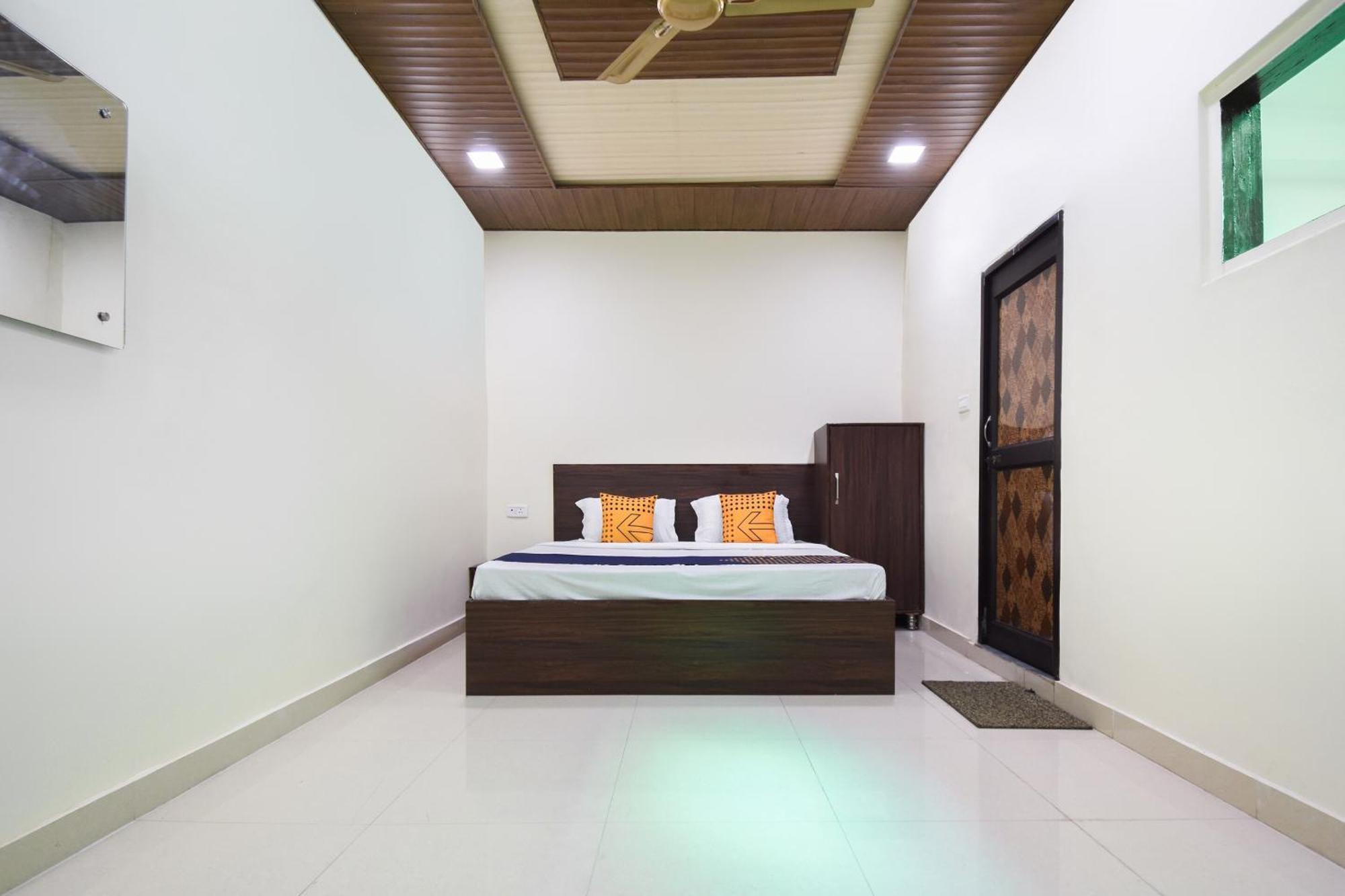 Spot On Deep Guest House Amritsar Exterior photo